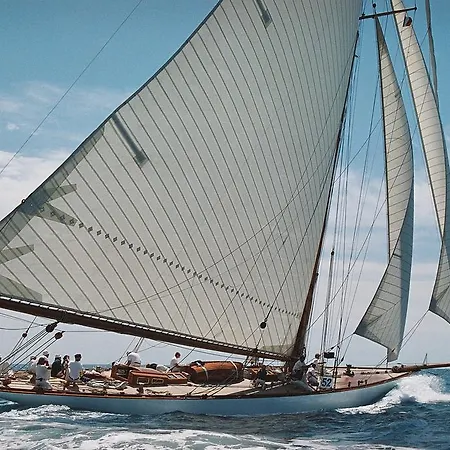 Lou Couquet Lejlighed *